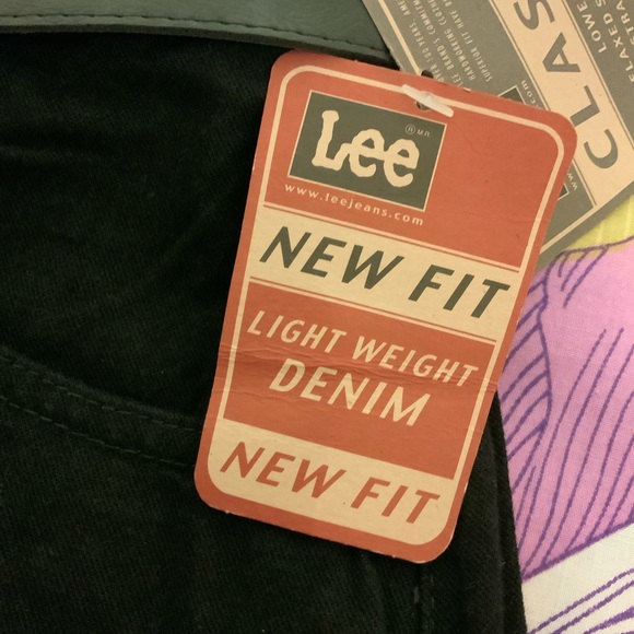 Lee Relax Fit Straight Leg Black Jeans Petite 12 NWT - Picture 3 of 10